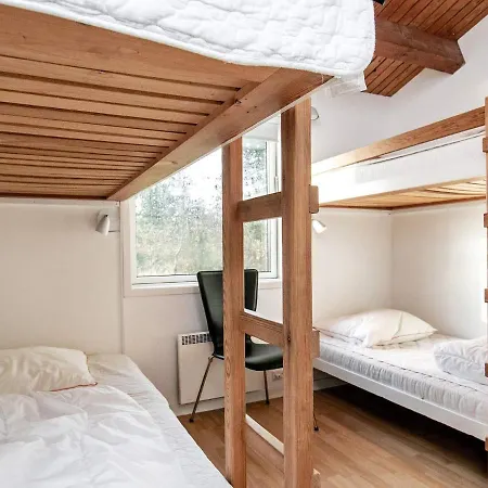 Six-bedroom In * Humble
